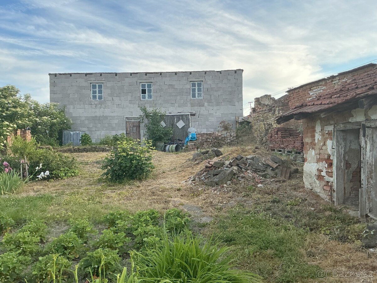 prodej hrubé stavby objektu Bohaté Málkovice - 2