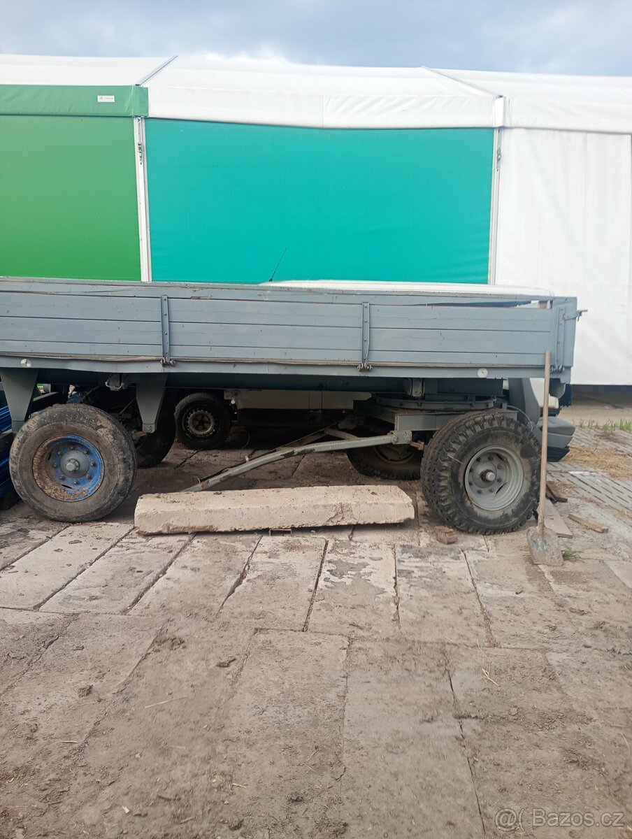 Prodám Vlek 8t - 2