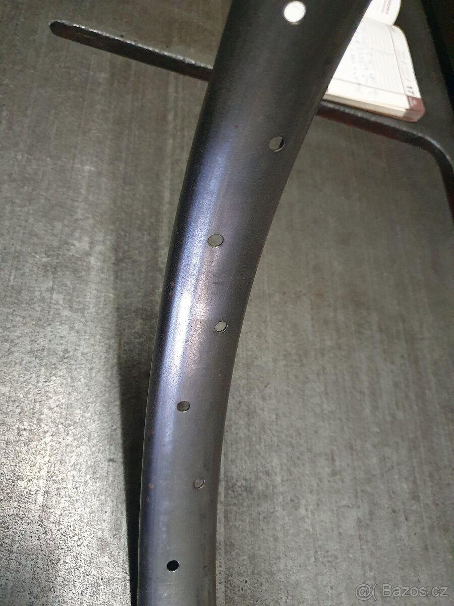 Falcové ráfky na Laurinku - 2