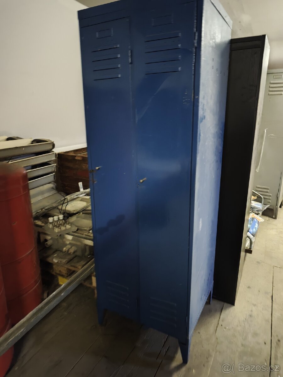 Šatní skriňky - 2