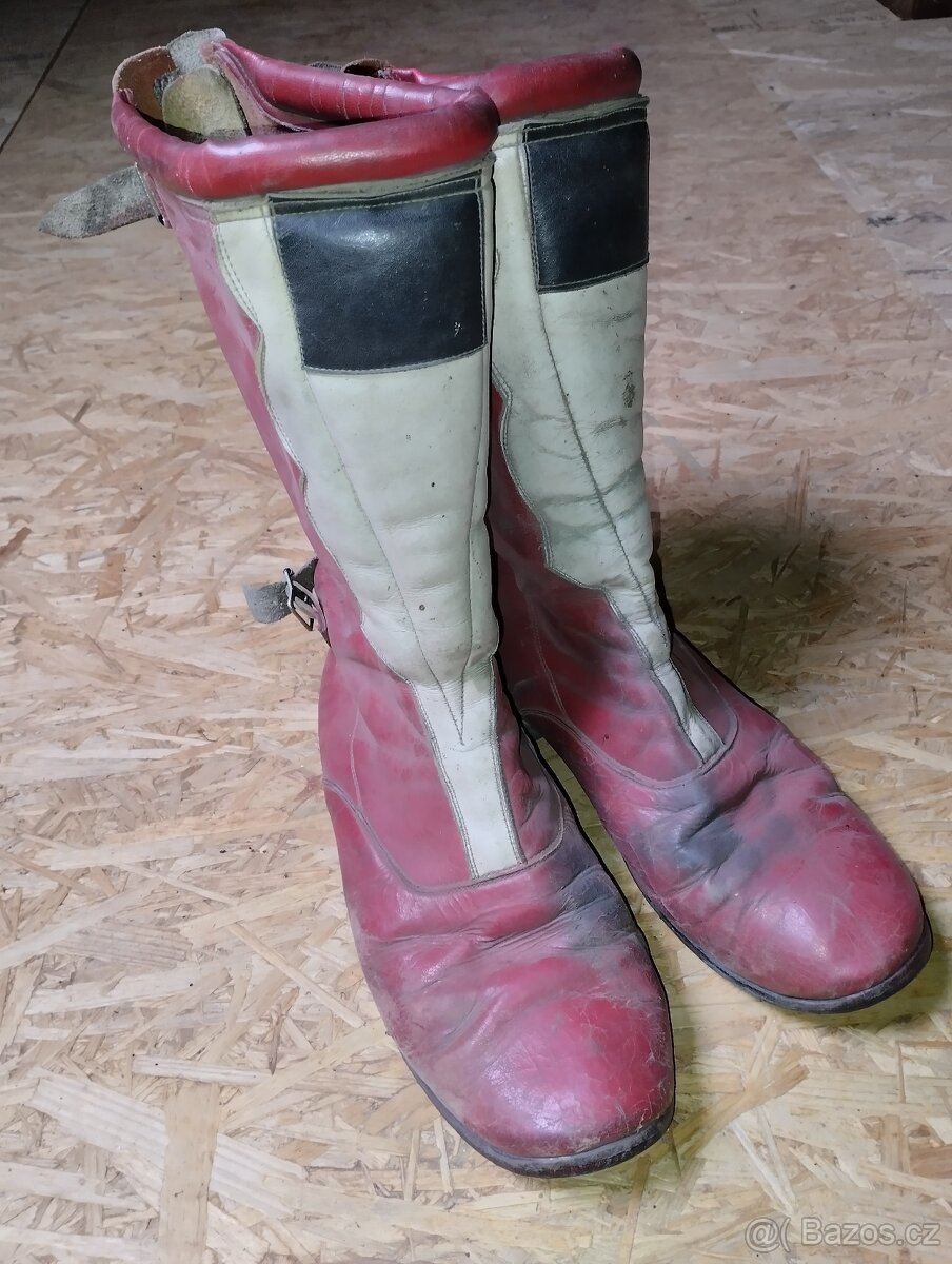 RETRO BOTY NA MOTO - 2