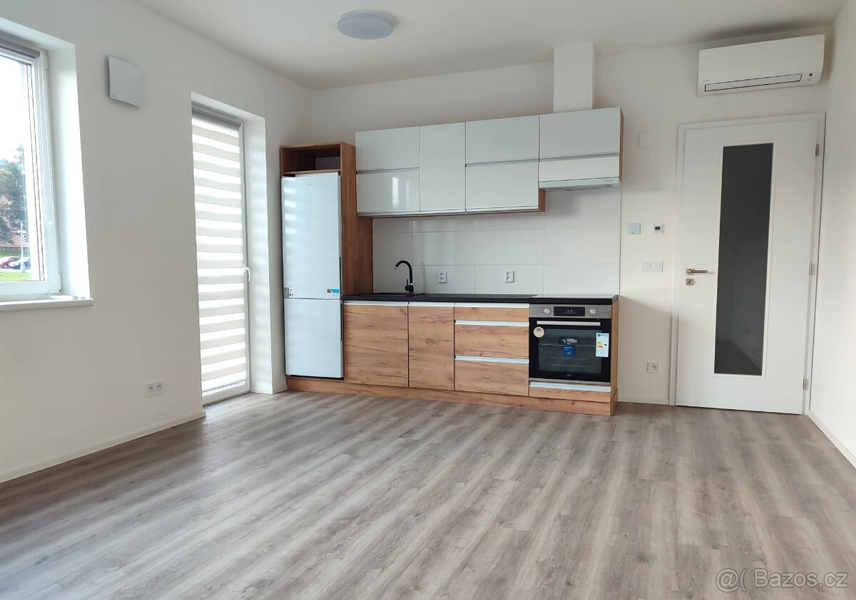 Pronájem moderního bytu 2+kk, 44m2 Zbiroh, Majerové - 2