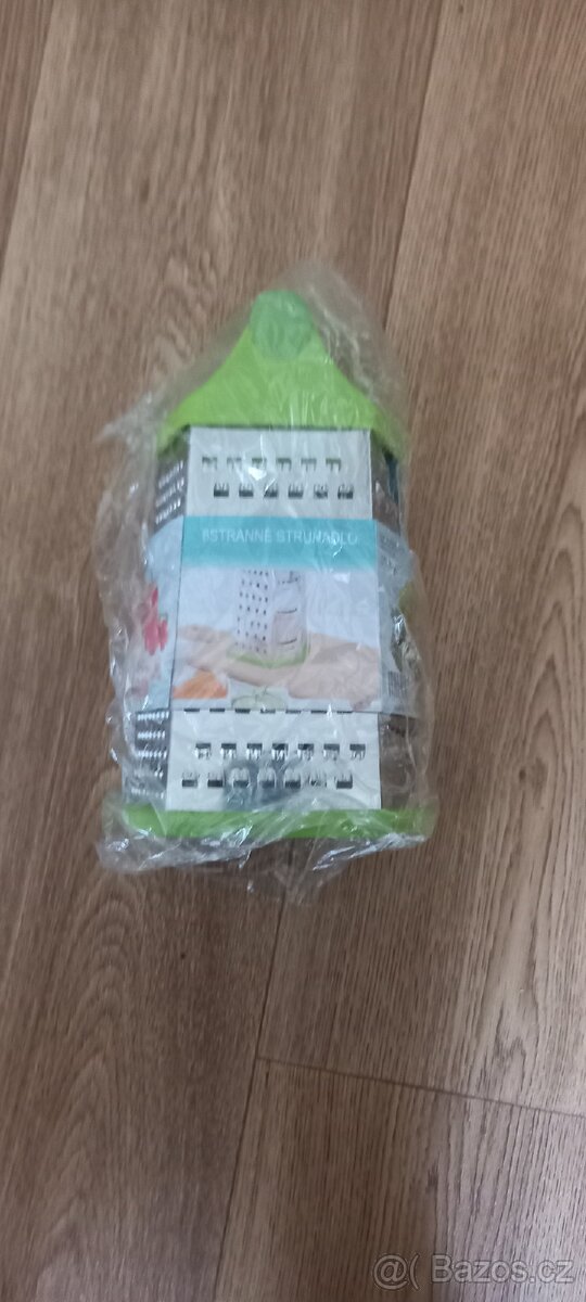 Struhadlo a skleničky na Cinzano - 2