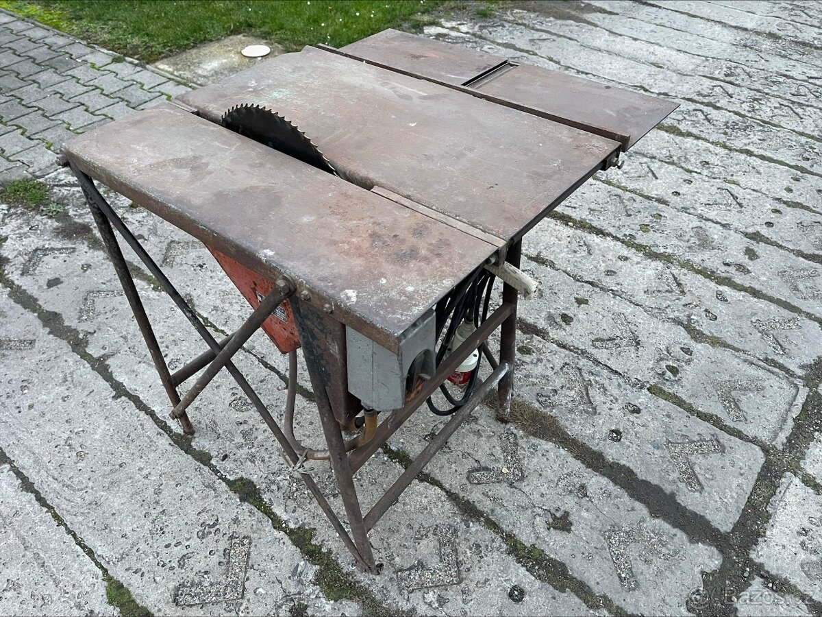 Cirkulárka a hoblovka NAREX - 2