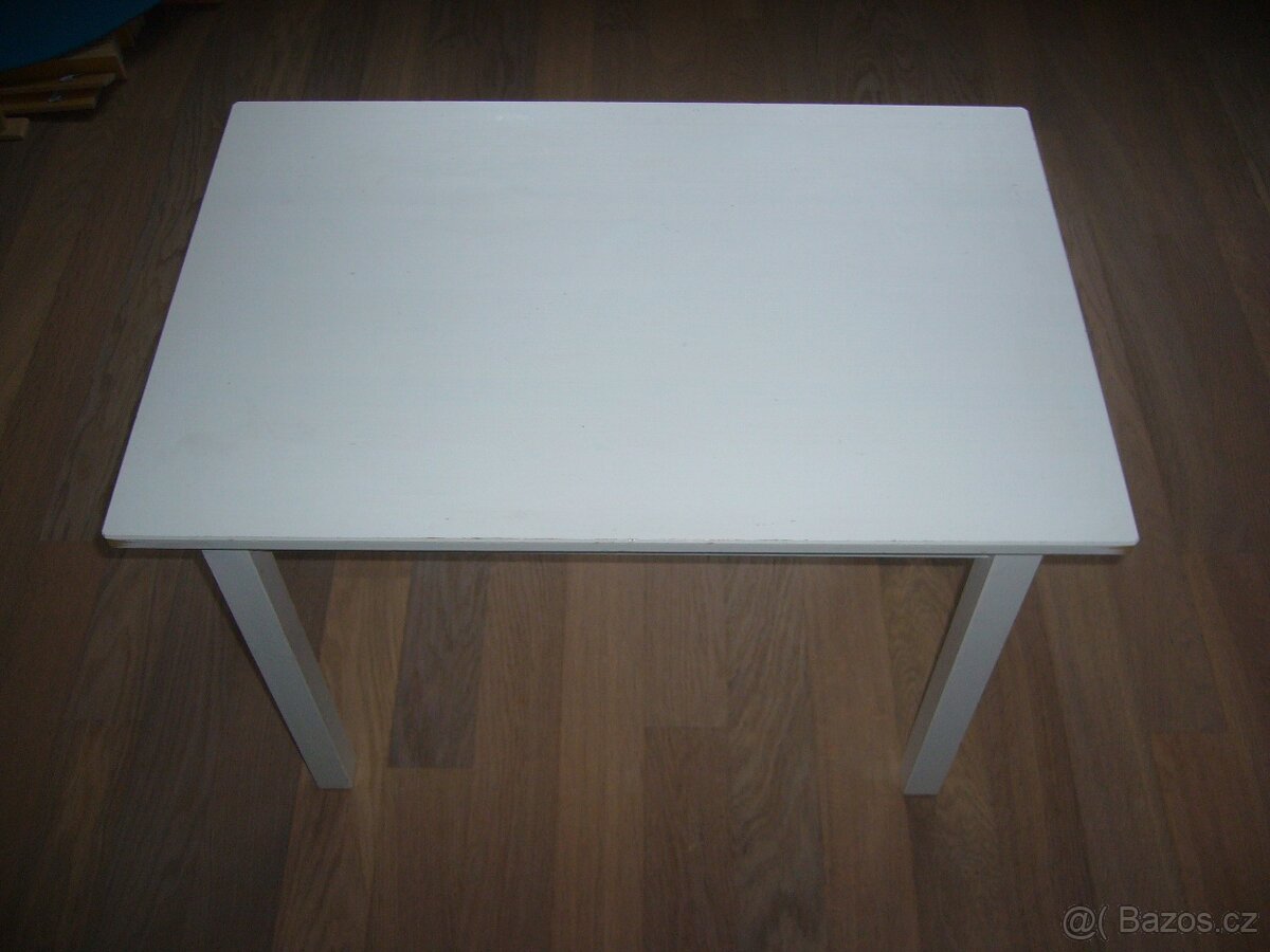 DĚTSKÝ STOLEČEK A ŽIDLIČKA - 2