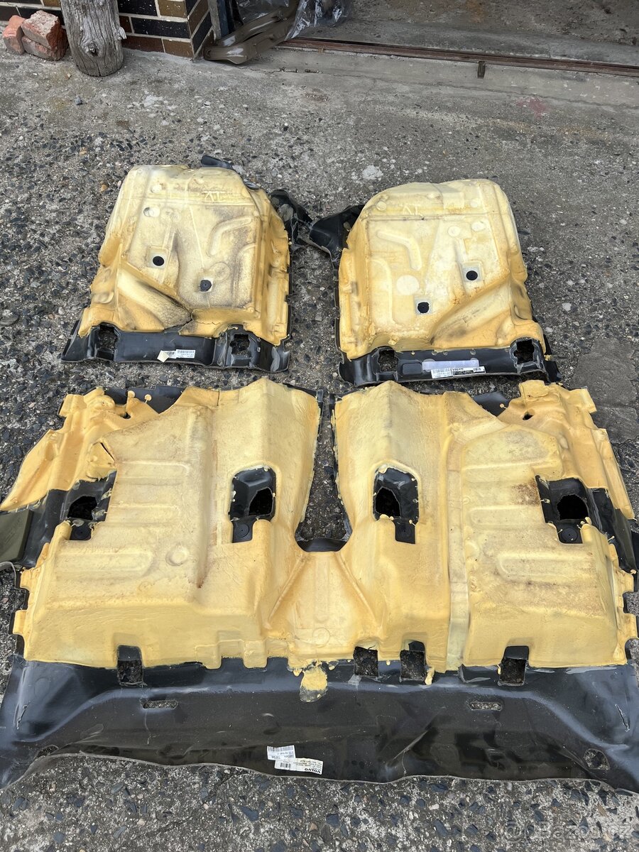 Spodní koberce Volvo v70/xc70 - 2