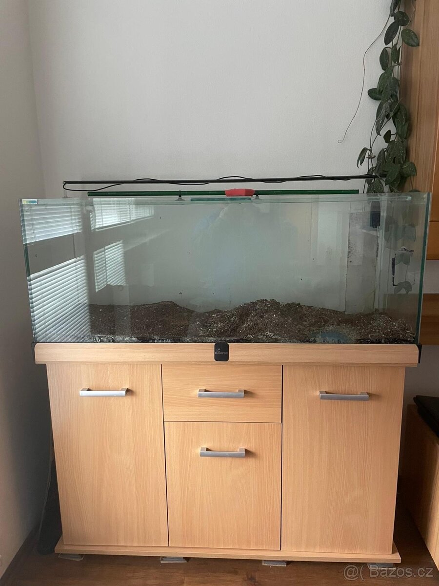 Akvárium + skřínka - 2