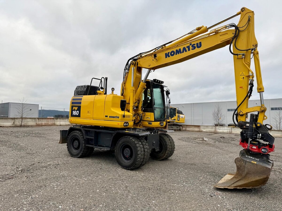 Kolový otočný bagr KOMATSU PW 160-11 - 2