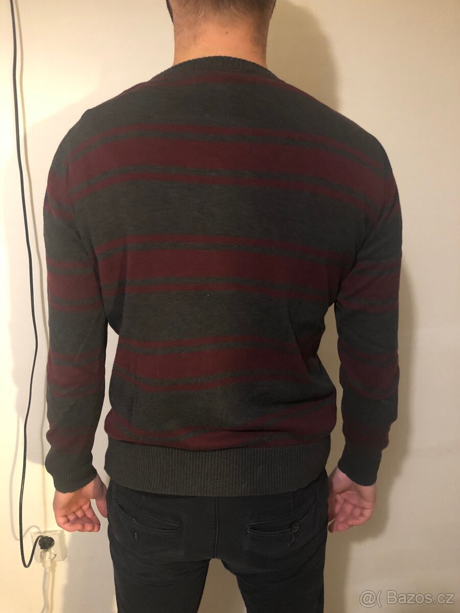 Pánský lehký svetr s pruhy vel. S - 2