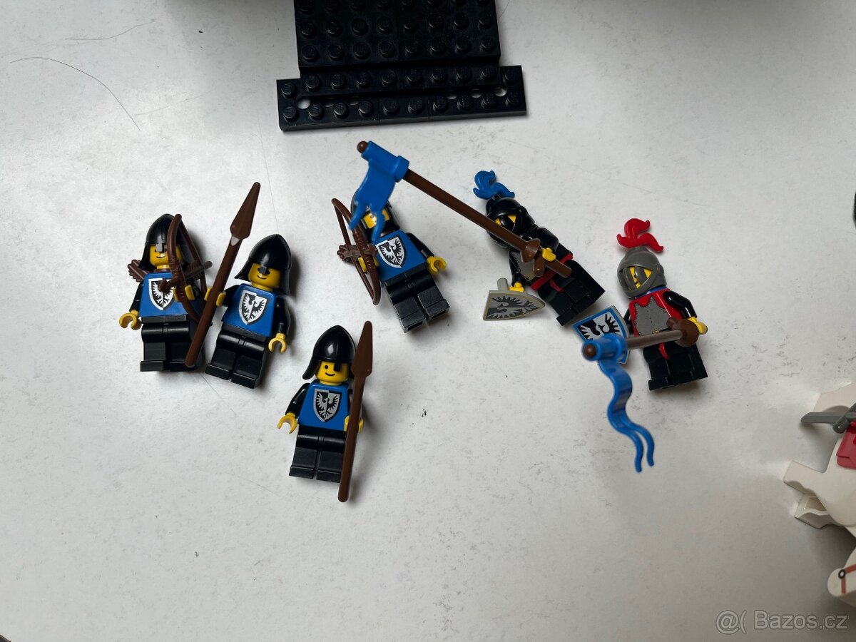 LEGO 6074 hrad falconů 80s - 2