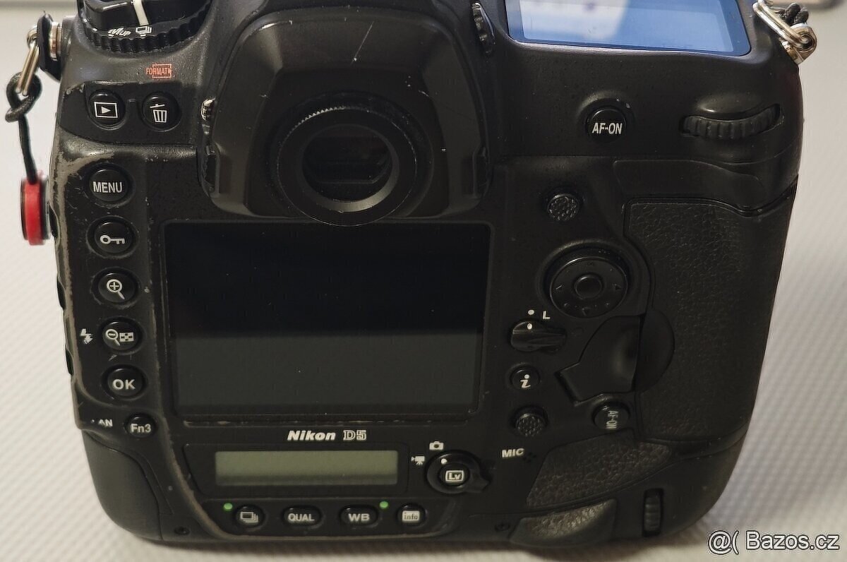Nikon D5 XQD verze - 2