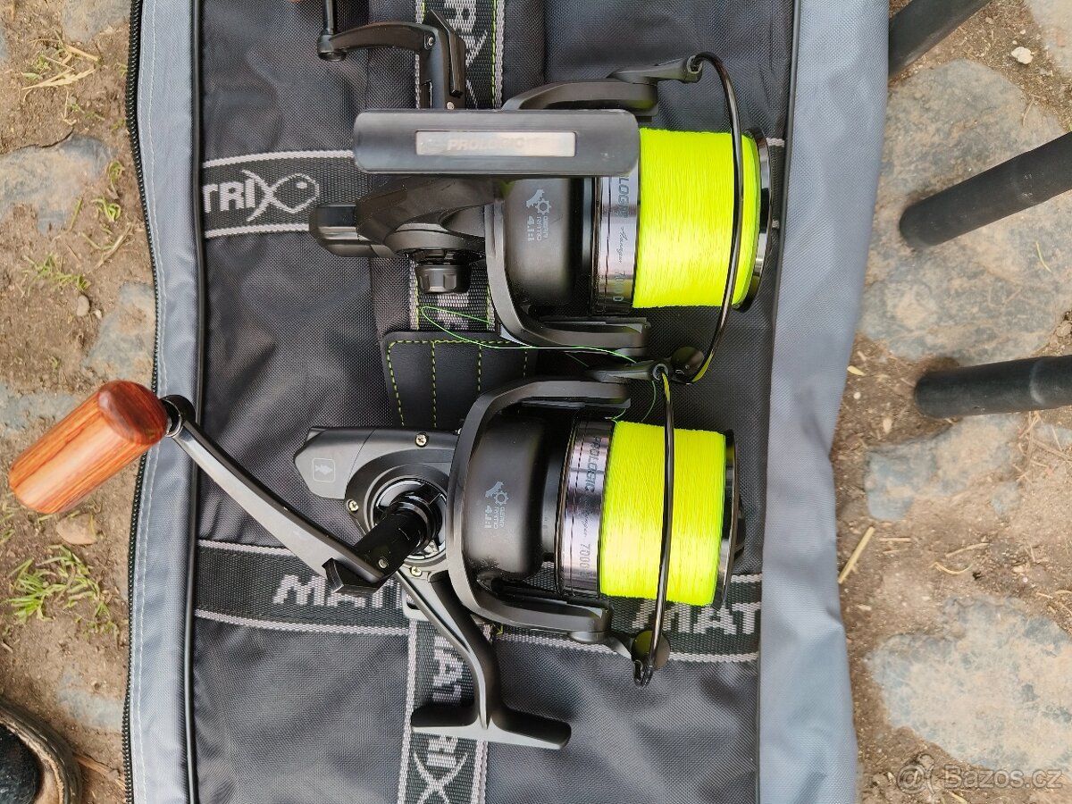Prodám pruty Fox,Soník + navijaky - 2