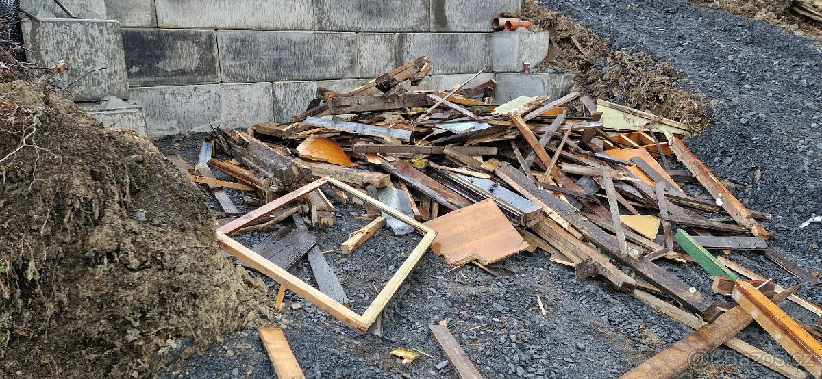 Drevo z demolice - 2