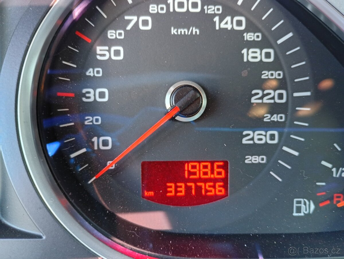 Audi A6 3.0tdi 176kw MANUÁL - 2