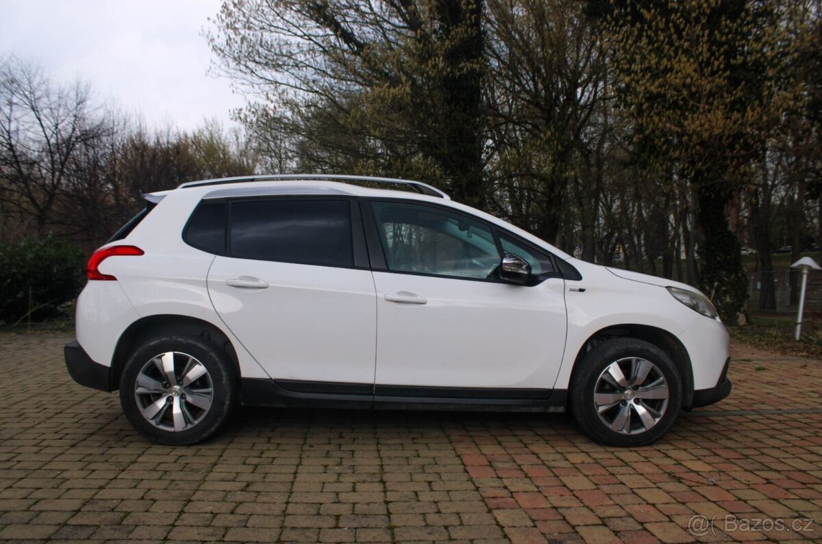 Peugeot 2008 1.2 PureTech Style - 2