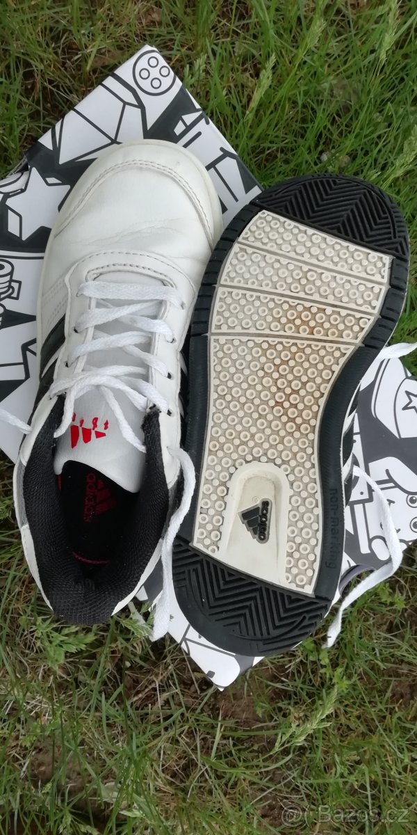 Boty adidas - 2
