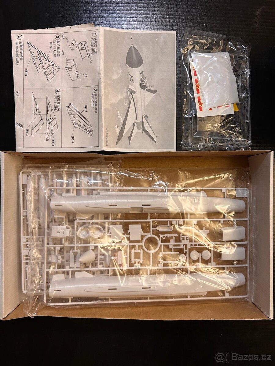 Model stíhačky: F-8II - 2