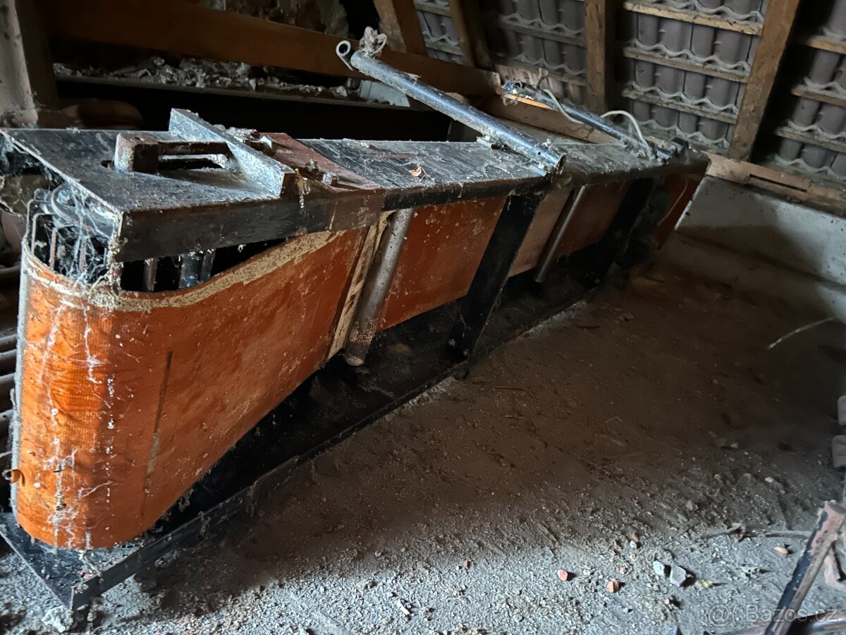 pásový dopravník - 2