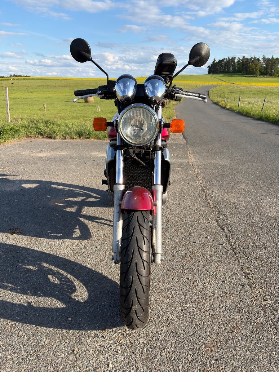 Kawasaki ER 5 - 2
