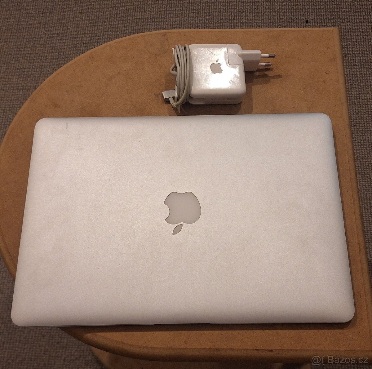 MacBook Air s procesorem I7 2,2GHz - 2