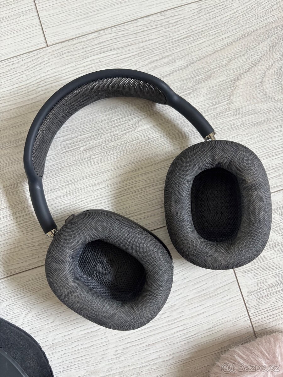 AirPods Max Vesmírně šedé - 2