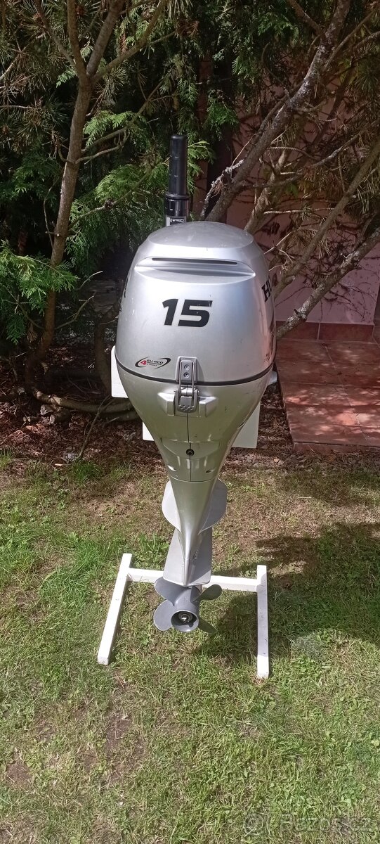Honda 15 Hp - 2