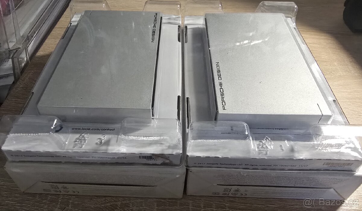 2xexterni disk 2TB LaCie 2,5" - 2