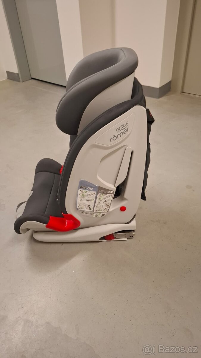Autosedačka BRITAX RÖMER Advansafix III SICT 2017 - 2