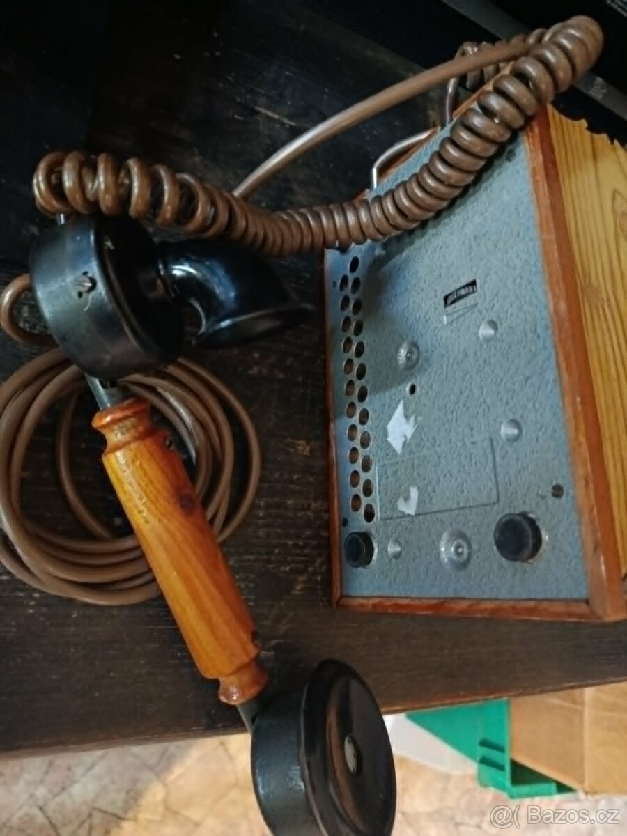 Starožitný telefon Tesla - 2
