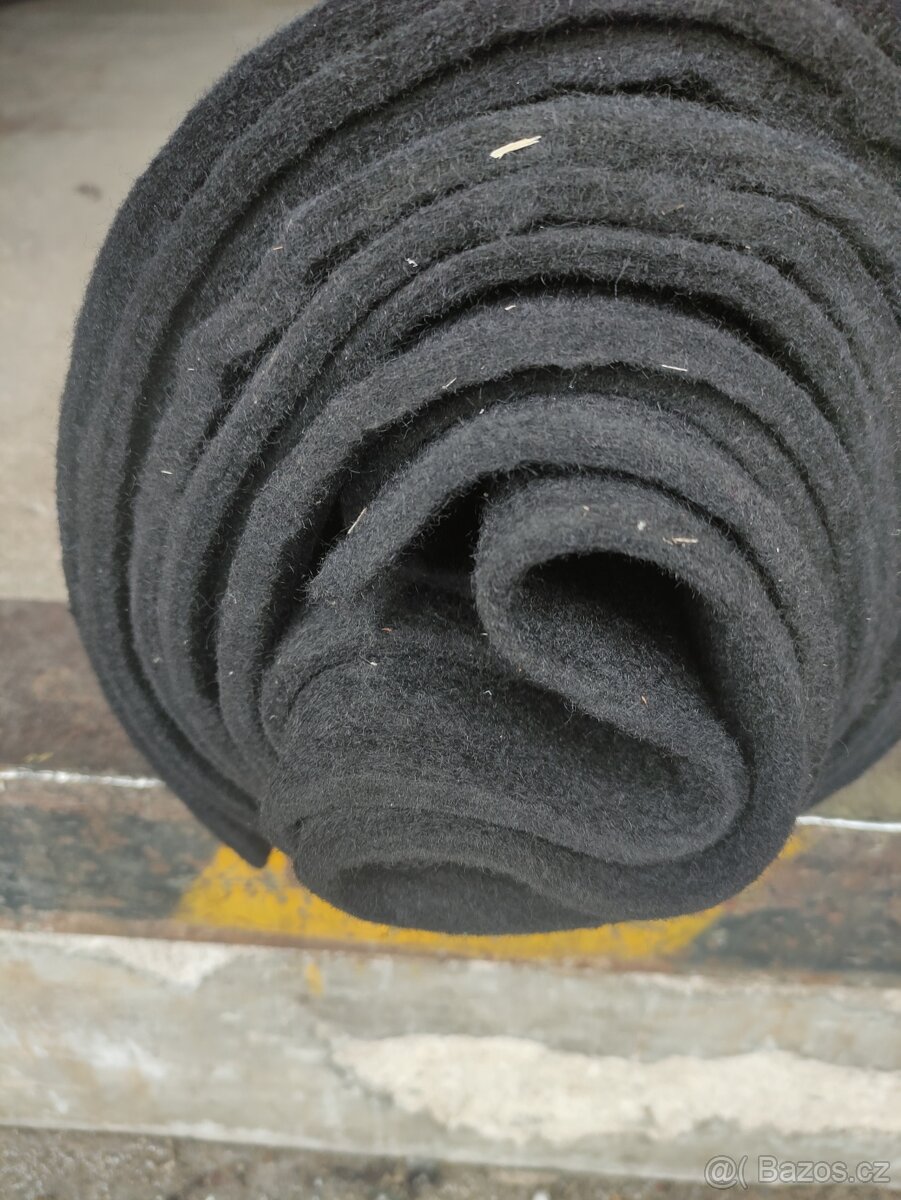 Filc 800g/m², 7mm - netkaná geotextílie - 2