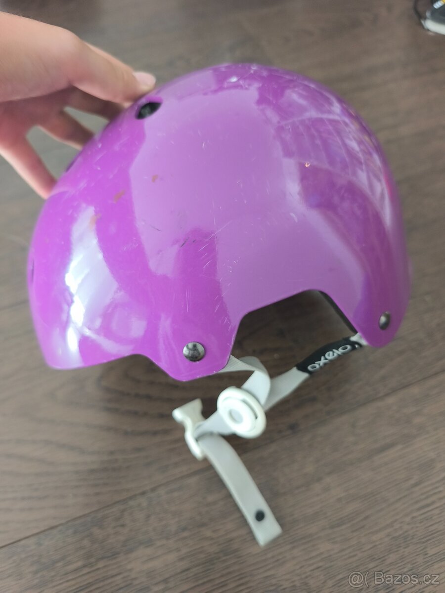 Dívčí přilba na inline brusle - 2