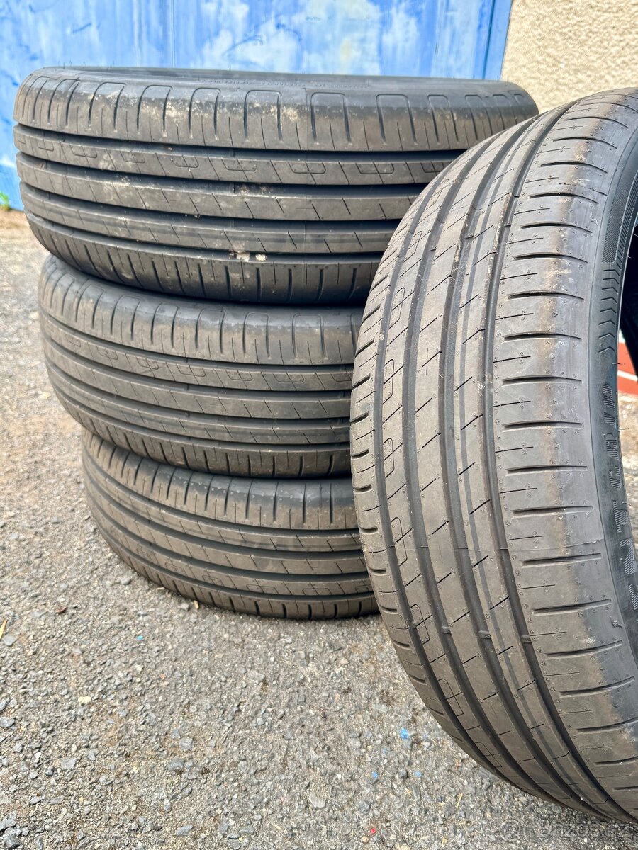 Letní pneu Goodyear Efficient Grip Performance 205/55 R17 - 2