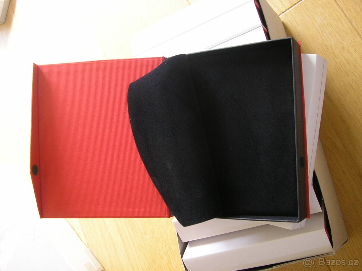 Dárkový obalový materiál, krabičky na šperky. - 2