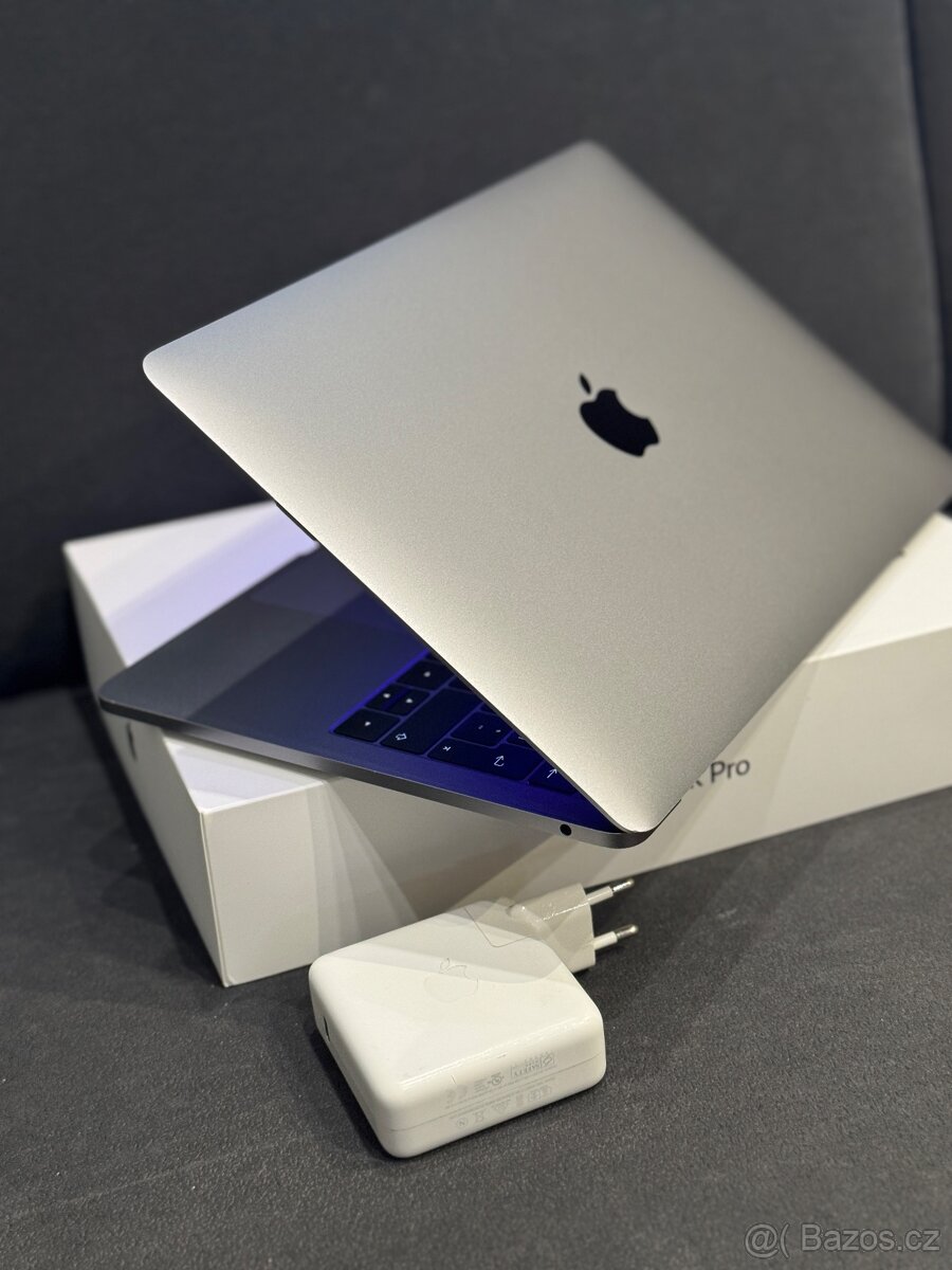 Apple MacBook Pro 13” 2016 i5 256gb - 2