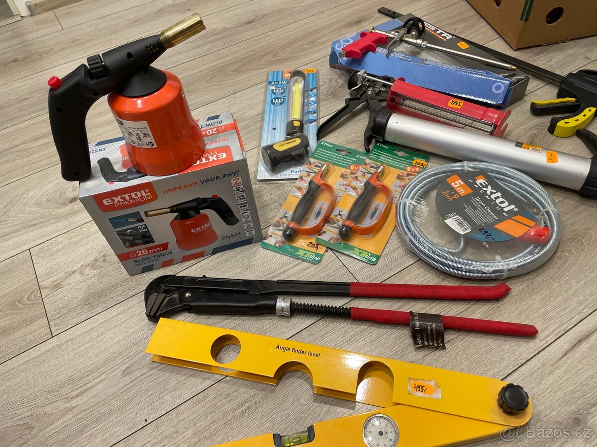 Nářadí pistole vodováha - 2