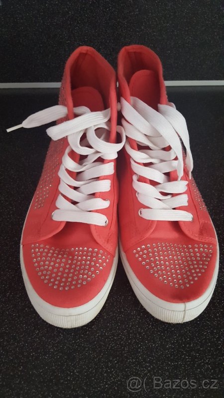 Růžovo-červené kotnikáče s kaminky CCC, styl Converse vel.39 - 2