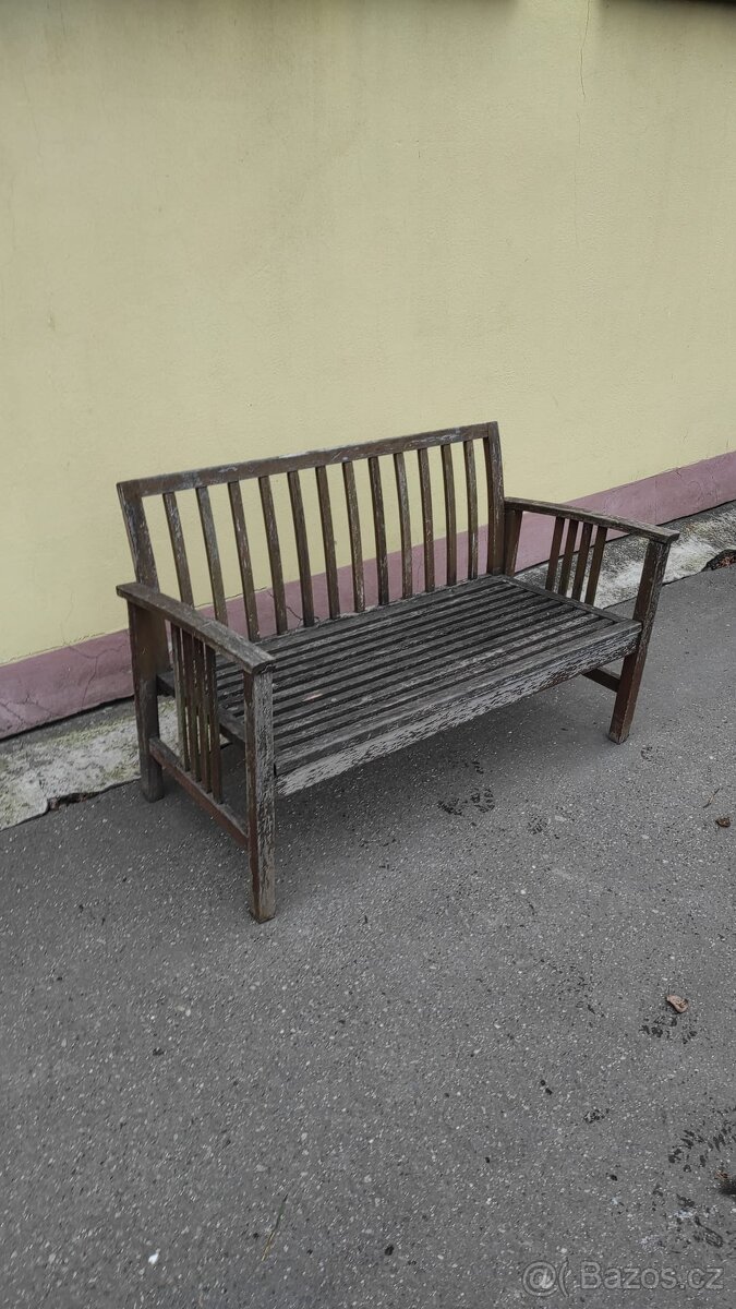 Zahradni lavicka - 2