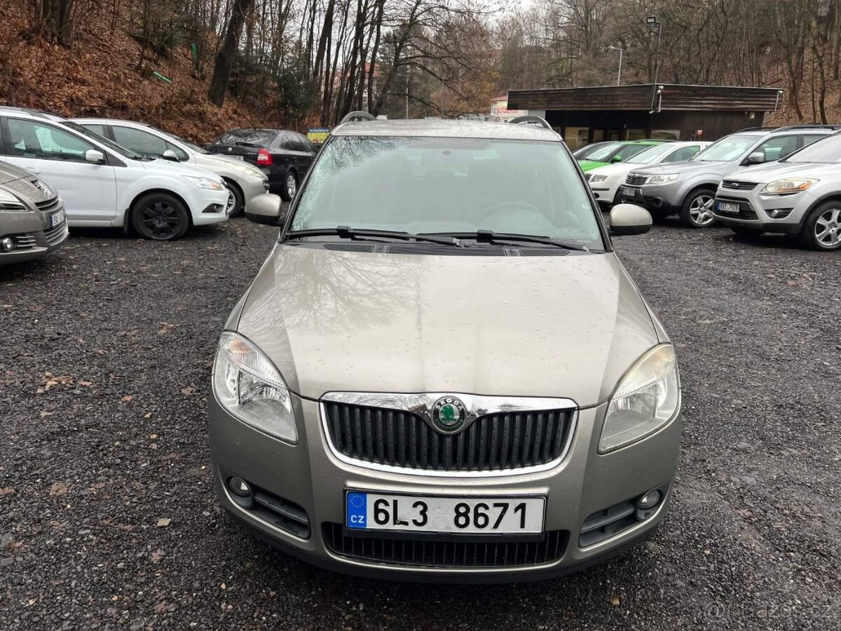 Škoda Fabia Combi 1.2 htp 51 kW klimatizace el.okna 2010 ČR - 2