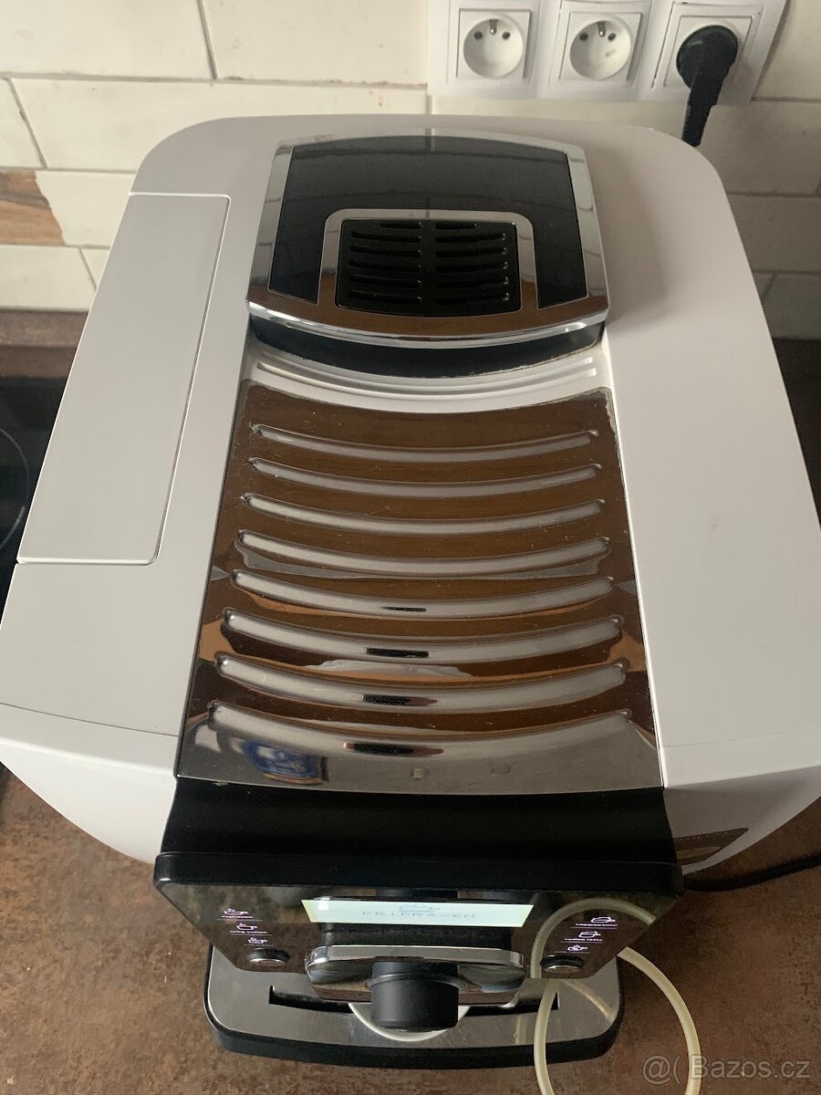 Špičkový kávovar Philco Phem 1000 - 2