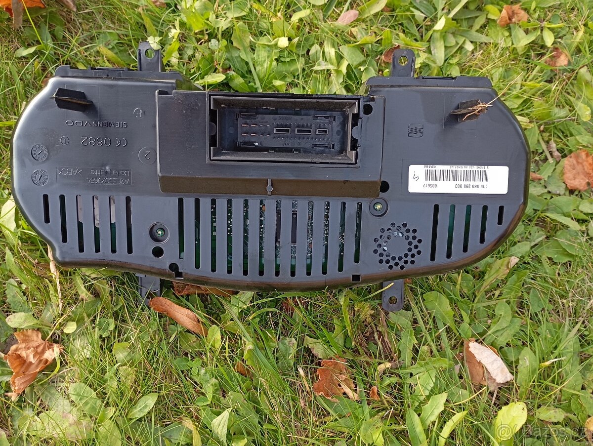 Budíky Seat Altea 5P - 2