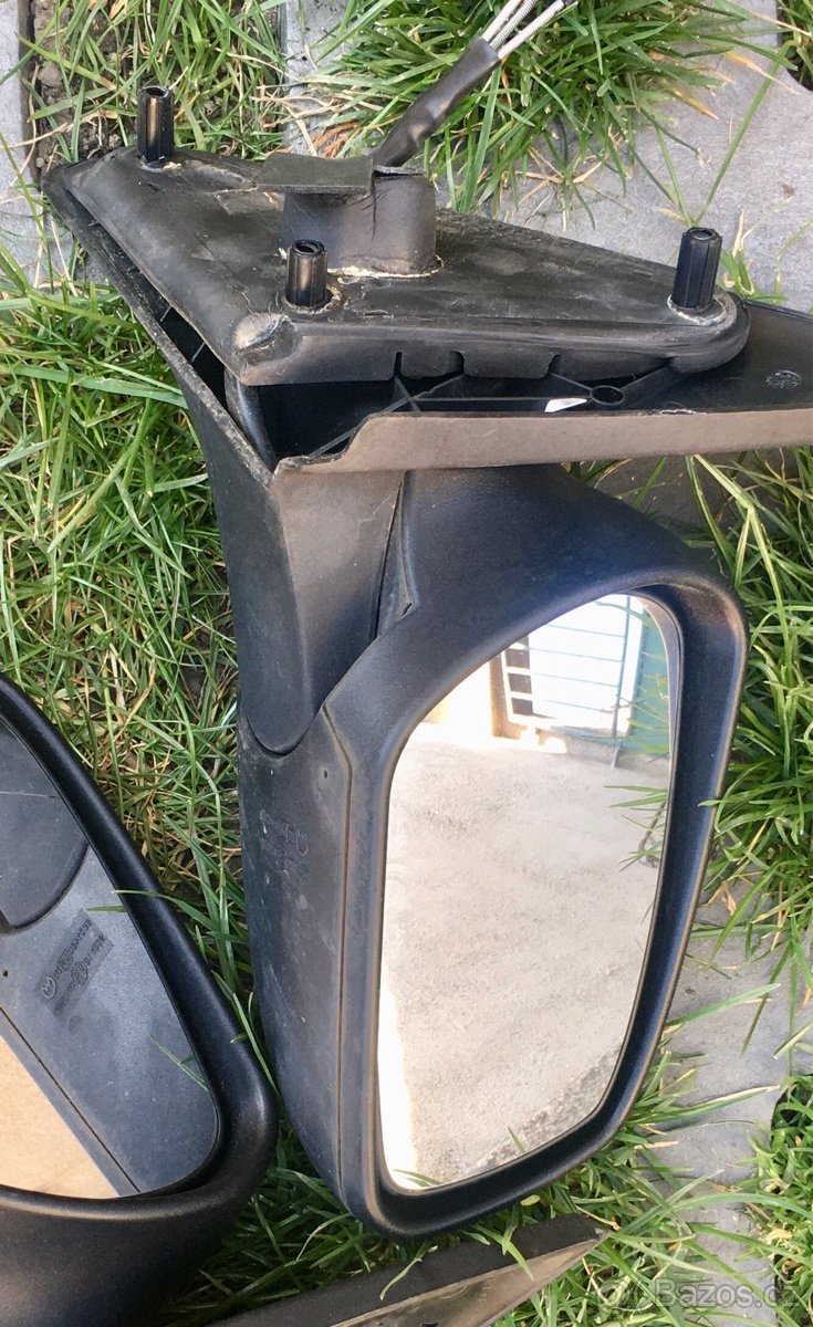 Ford Mondeo mk3 zrcátko - 2