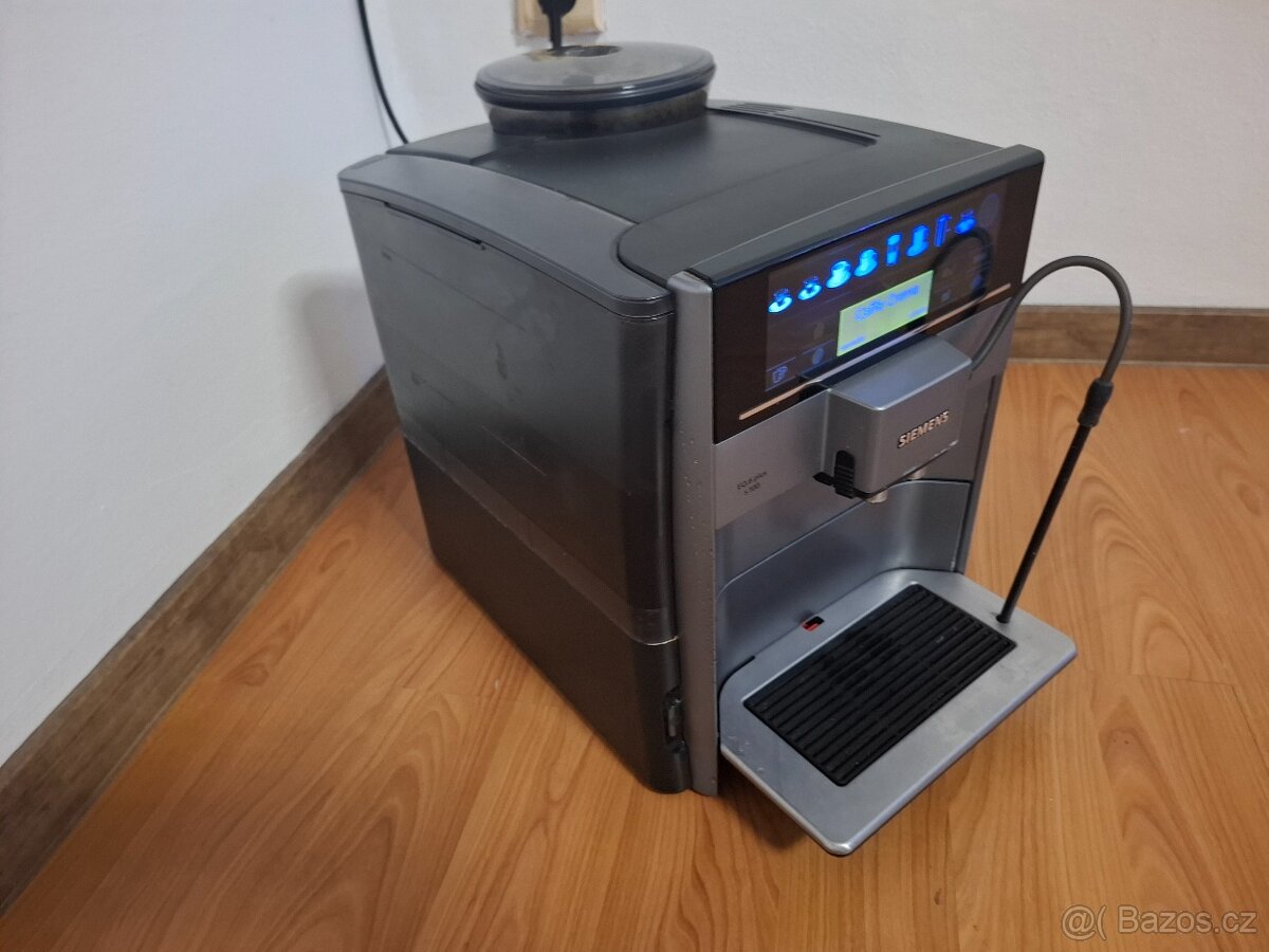 Kávovar Siemens EQ.6 plus s100 - 2