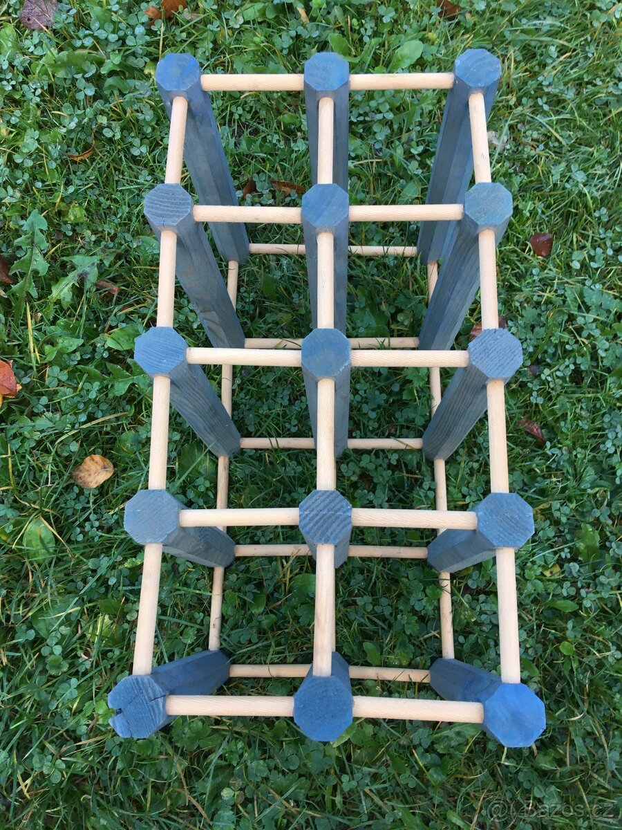 Domácí vinotéka - stojan na lahve - 2