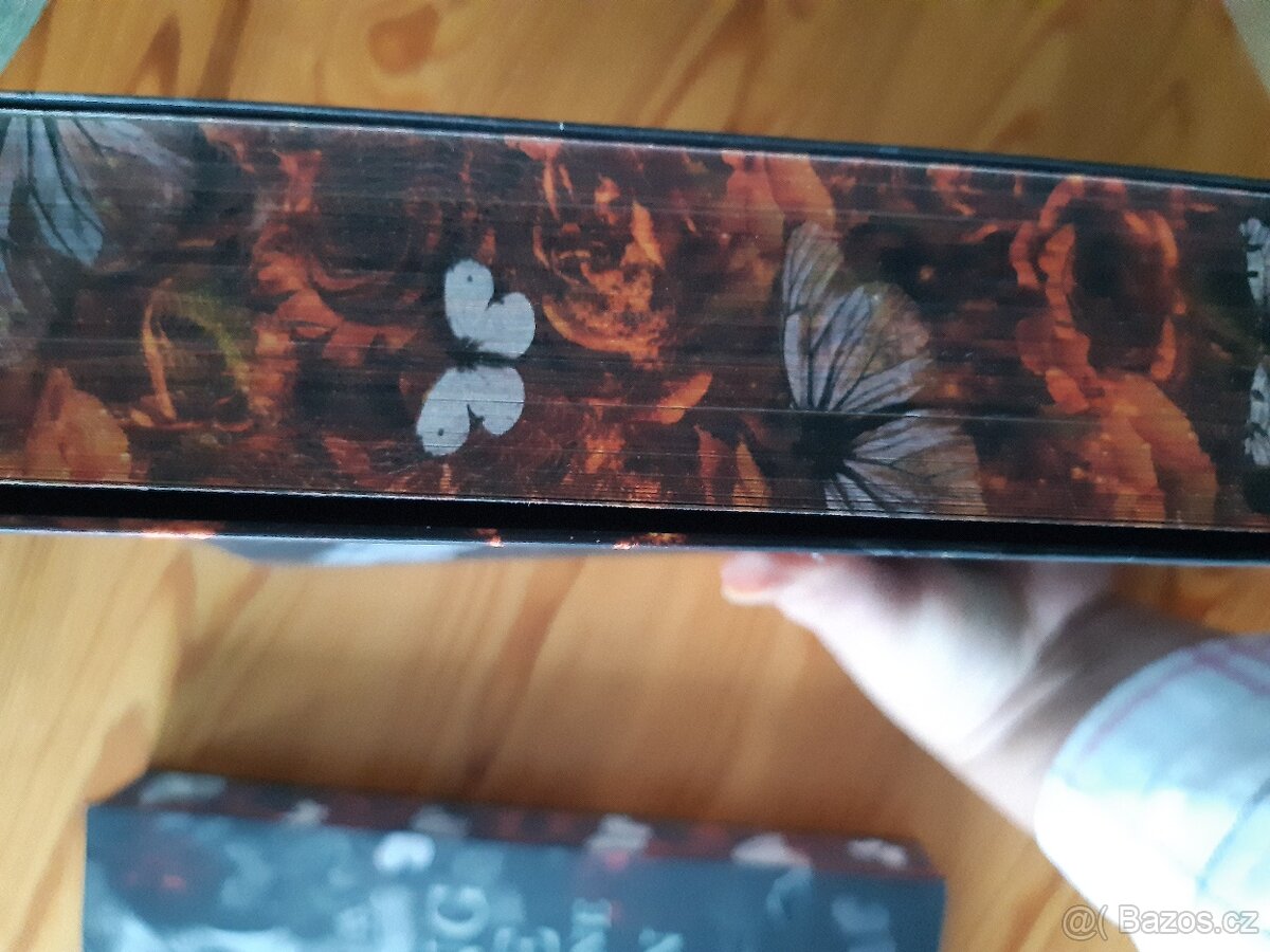 Prodám knihy Stíny nad Adeline a Hon na Adeline - 2