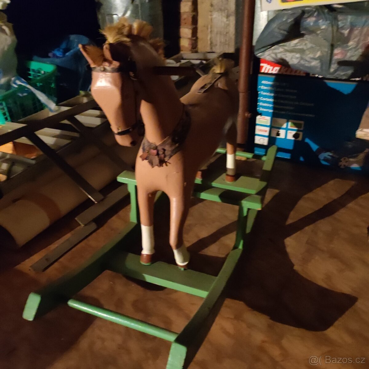 Prodám starý houpací kůň - 2