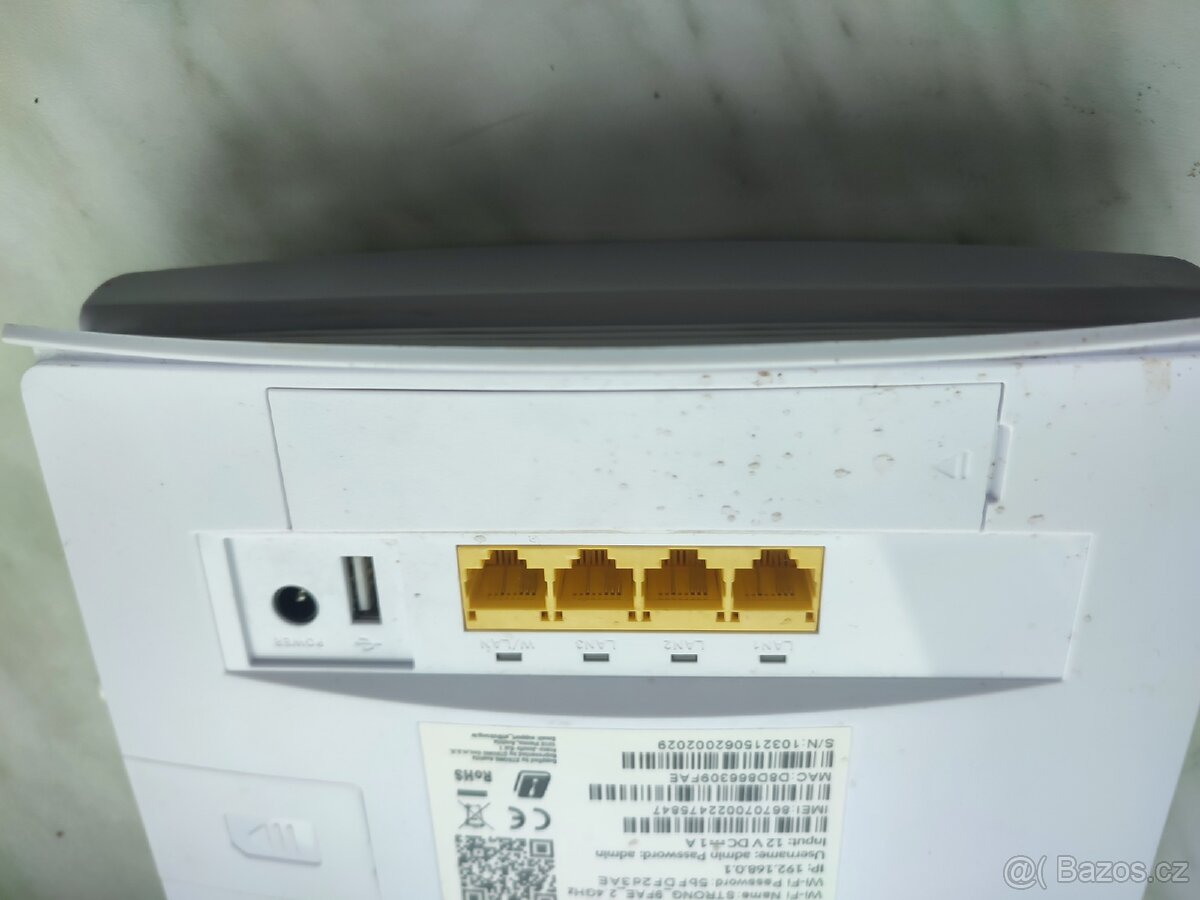 Prodám 4G LTE Router 300 STRONG - 2