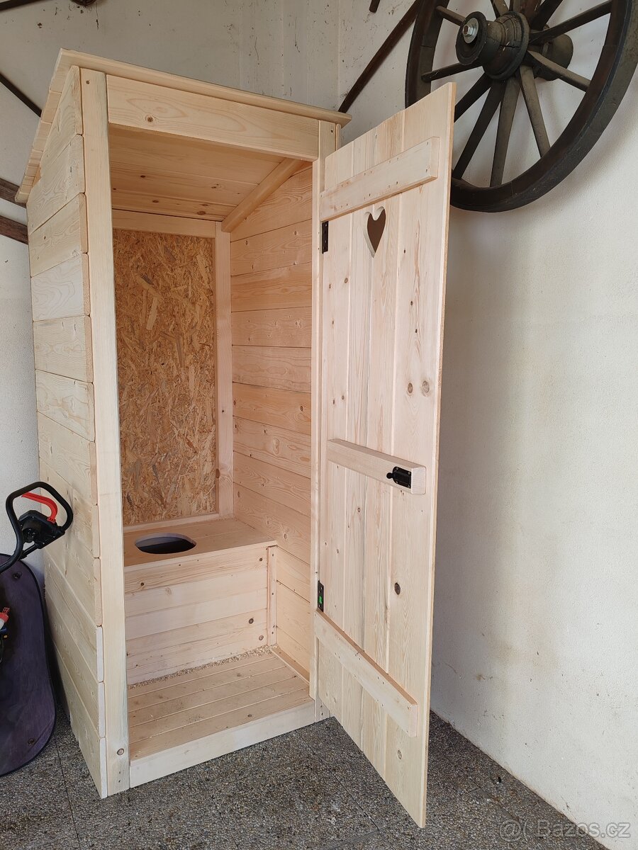 Venkovní WC - 2