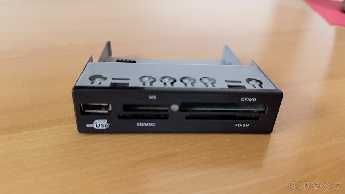 Čtečka - Sd karet - 2