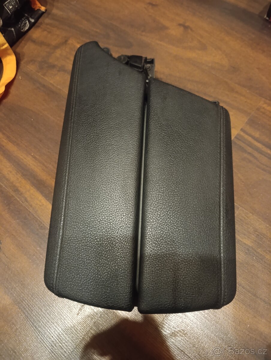 Loketní opěrka BMW f10/f11 - 2