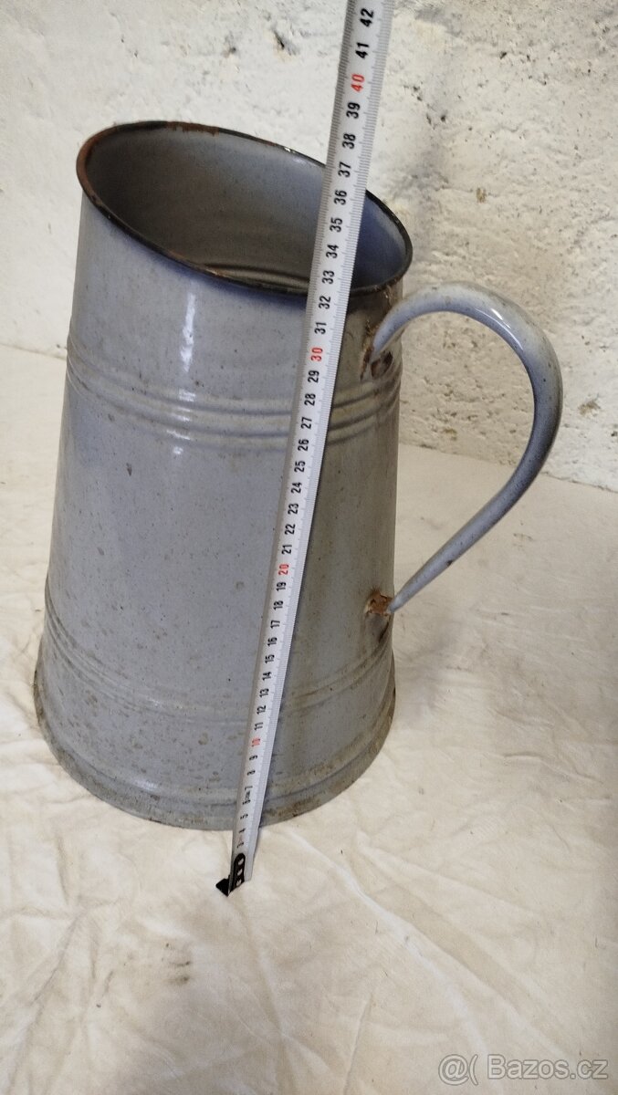 Smaltovaná konev - 2